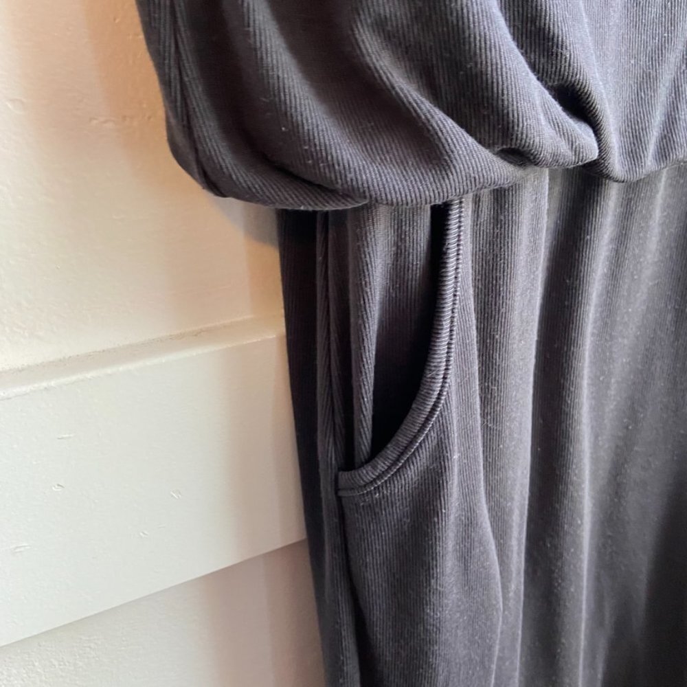 Downeast Soft Black Cinched Center Short Sleeve Dress With Pockets - Picture 3 of 4